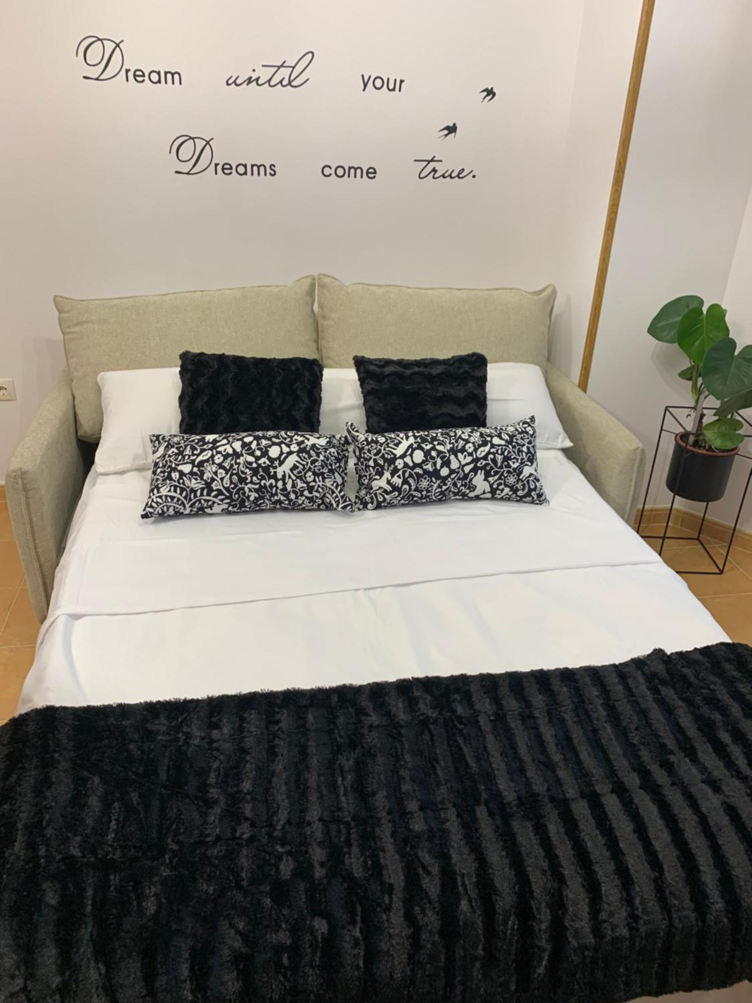 Mansion Del Indiano Apartment บีเวโร ภายนอก รูปภาพ
